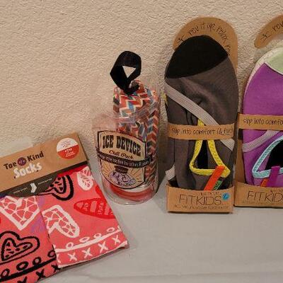 Lot 254: New Ice Chill Pack, Designer Socks and FIT KIDS Shoes 