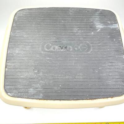 COSCO STEP STOOL