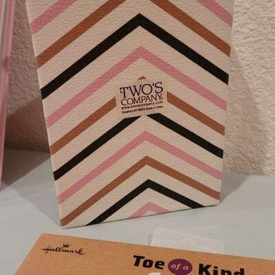 Lot 255: Assorted NEW Hallmark Mother's Day Gifts