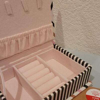 Lot 255: Assorted NEW Hallmark Mother's Day Gifts