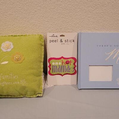 Lot 259: Assorted NEW Mother's Day Gifts- Pillow, Photo Album 