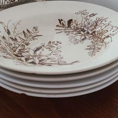 Lot 84: Antique Serving Pieces