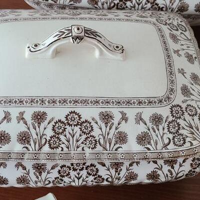 Lot 84: Antique Serving Pieces