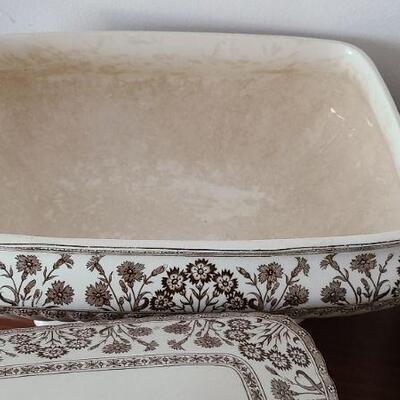 Lot 84: Antique Serving Pieces