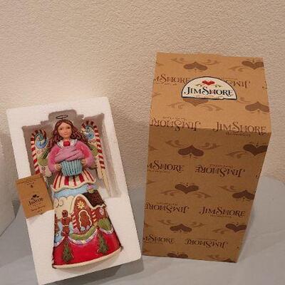 Lot 268: New JIM SHORE Seasons Greeting Collectible 
