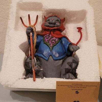 Lot 270: New JIM SHORES Frightful Feline Collectible 