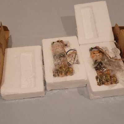 Lot 272: (2) New JIM SHORES Christmas Cat Hanging Ornaments