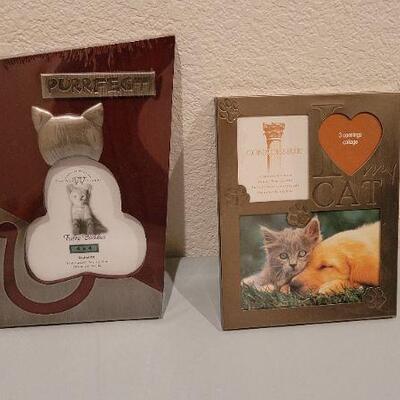 Lot 278: New Cat Theme Picture Frames 