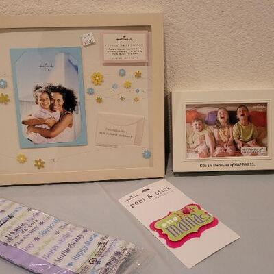 Lot 279: New Photo Album, Scrapbook and Mom Celebration 