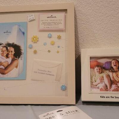 Lot 279: New Photo Album, Scrapbook and Mom Celebration 