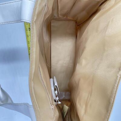 ELIZABETH ARDEN TAN TOTE