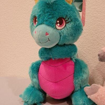 Lot 283: (2) New HALLMARK Plush Animal Collectibles 