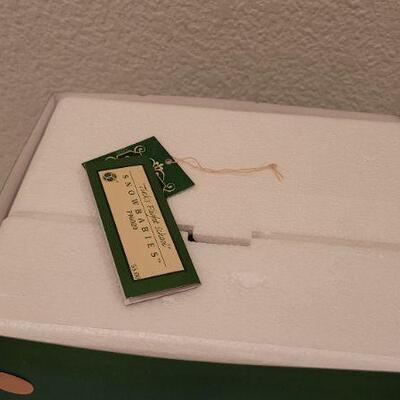 Lot 287: New Dept. 56 SNOWBABIES "Tink's Flight School" Collectible 