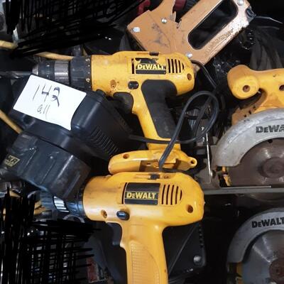 lot 142 - Dewalt tool bag with assorted power Dewalt tools/batteries/chargers, hand stapler 