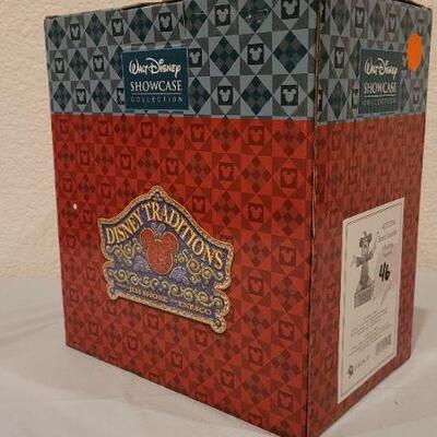 Lot 289: New WALT DISNEY Band Leader Mickey Collectible