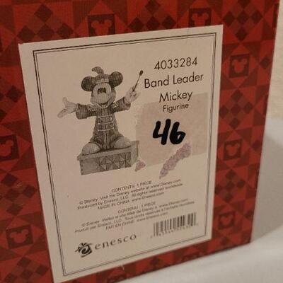 Lot 289: New WALT DISNEY Band Leader Mickey Collectible