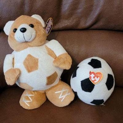 Lot 294: (2) New Plush Collectibles 