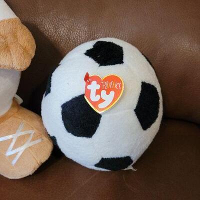 Lot 294: (2) New Plush Collectibles 