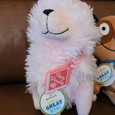 Lot 296: (2) New Hallmark GREAT KIDS! Plush Collectibles 