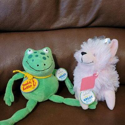 Lot 298: (2) New Hallmark GREAT KIDS! Plush Collectibles 