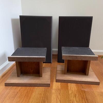 Lot 125 - Infinity RSe Floor Speaker Set with Stands