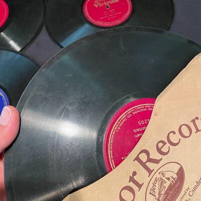 Lot 126 - Vinyl 78â€™s Collection 