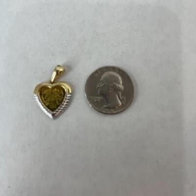 K607 14k Yellow Gold Royal AU .25oz Coin Heart shaped Pendant 