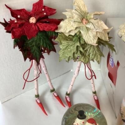 G - 813  Snowman Lot ( Hooked rug Style Stocking ) 