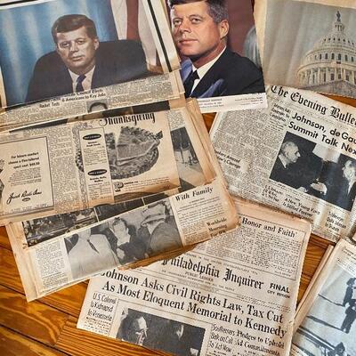 Lot MB126: Kennedy Assassination Newspapers 