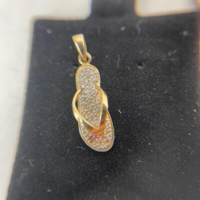 K608 14k Yellow Gold Diamond Flip Flop Charm/Pendant 