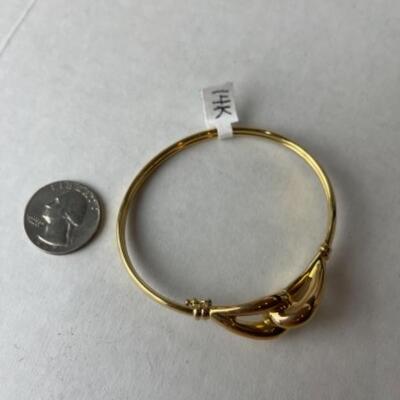 K611 14k Yellow Gold â€œknotâ€ Style Bangle Bracelet 