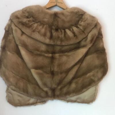 Lot 107B2:  Bamberger's Fur Stole