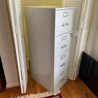 Lot 132 - Locking Metal Filing Cabinet