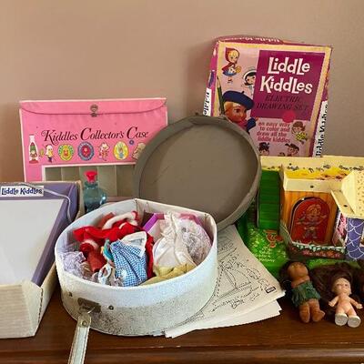 Lot MB132: Liddle Kiddles Vintage Toys