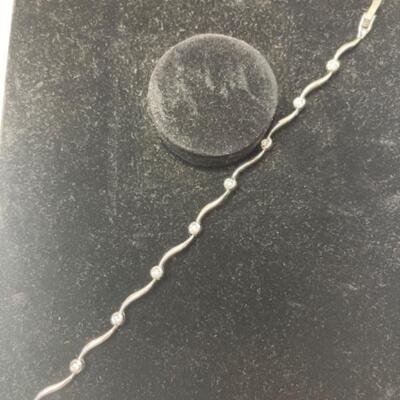 K621 14k White Gold CZ Bracelet 