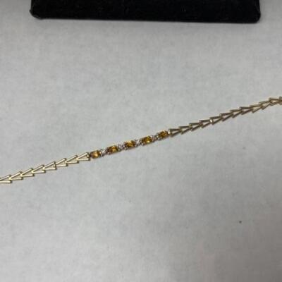 K623 14k Yellow Gold Topaz and Diamond Bracelet 