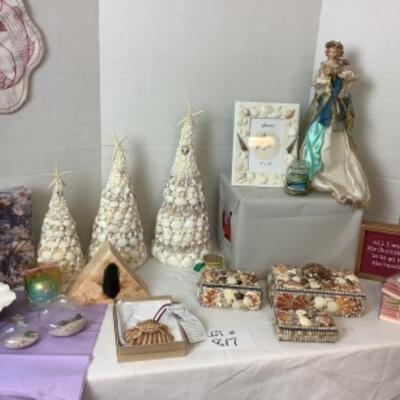 G - 817. Sea Shell Lot 