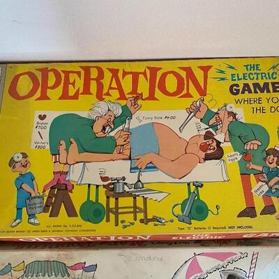 Lot MB138: Vintage Games 