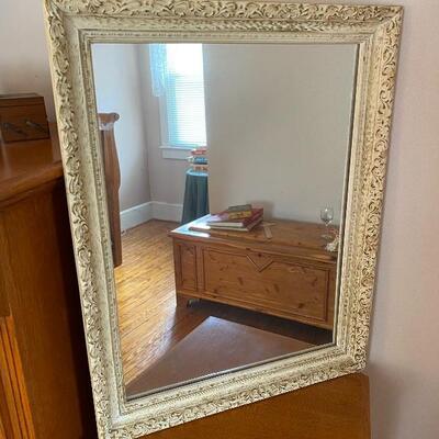 Lot MB141: Vintage Mirror, Lamp and More