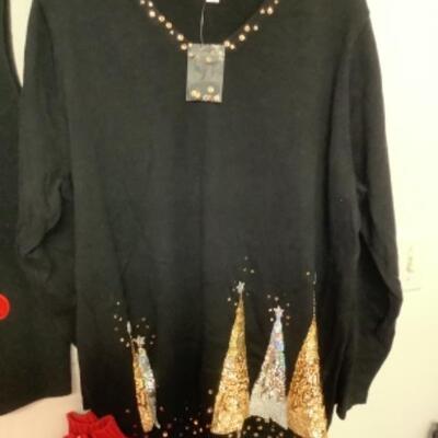 G - 821. Holiday Sweater Lot Size  1. X 