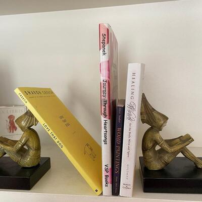 Lot 140 - 1st Edition Waggoner, Poetry Books & Bookends