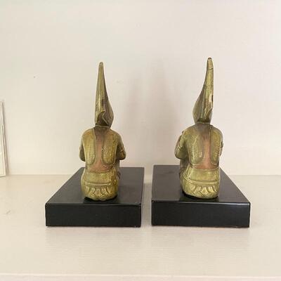 Lot 140 - 1st Edition Waggoner, Poetry Books & Bookends