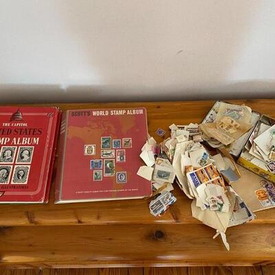 Lot MB143: Stamp Collection 