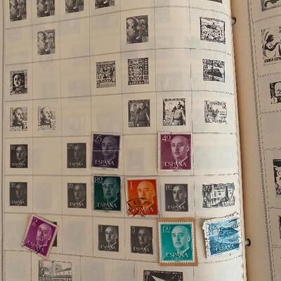 Lot MB143: Stamp Collection 