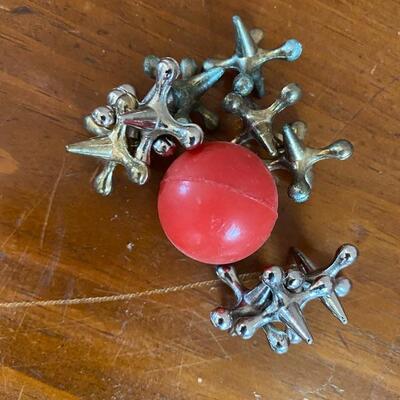 Lot MB143: Vintage Toys