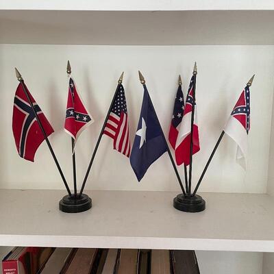 Lot 141 - US Political & Historical Books and Flags