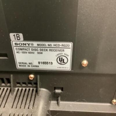 G - 829. SONY Compact Disc Deck Receiver  & Speakers 