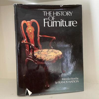 Lot 143 - The Collectorâ€™s Reference Books