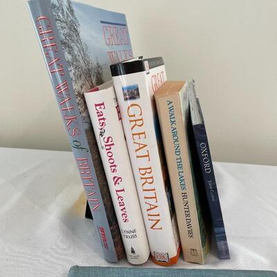 Lot 144 - Leslie Holmes Signed Print, Iden Pottery and Books on Great Britain