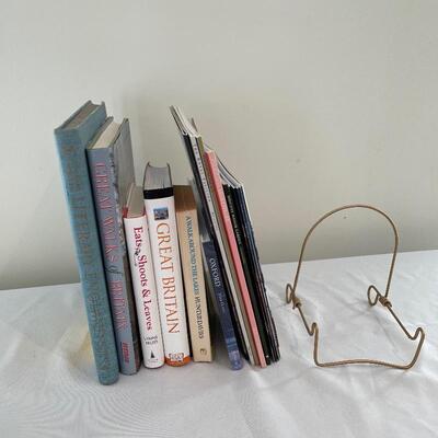 Lot 144 - Leslie Holmes Signed Print, Iden Pottery and Books on Great Britain